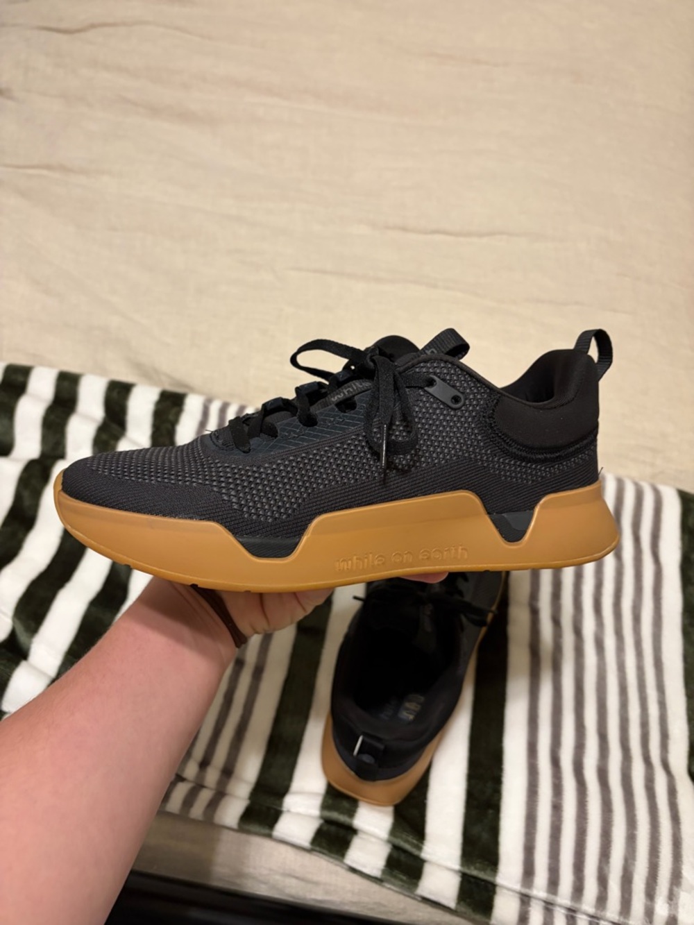 While on Earth Move Trainers in Black Gum